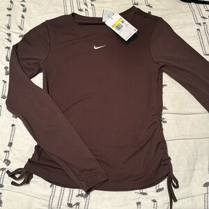 Brown Nike scrunch shirt